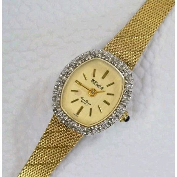 Lucien Piccard Accessories - Vintage Dufonte Lucien Piccard Women's Gold Tone Oval Quartz Watch